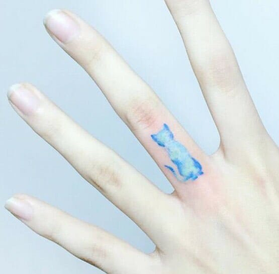 11+ Cat Finger Tattoo Ideas That Will Blow Your Mind 13 Blue Middle Finger Cat Tattoo