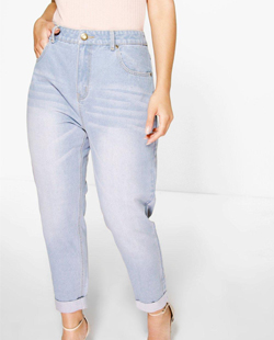 Boohoo Plus Riley High Waisted Light Wash Mom Jeans Boohoo Plus Riley High Waisted Light Wash Mom Jeans