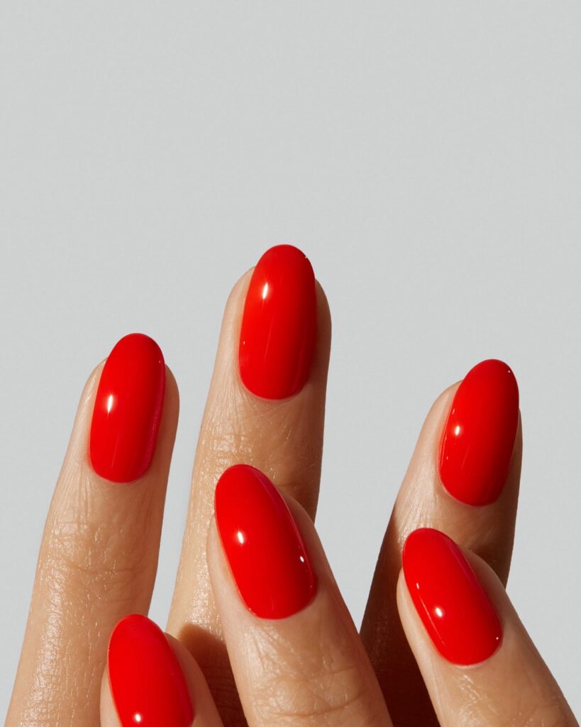 20 LATEST SHORT RED NAIL IDEAS TO TRY IN 2024! 23 Time-Honored Classic Red Nails