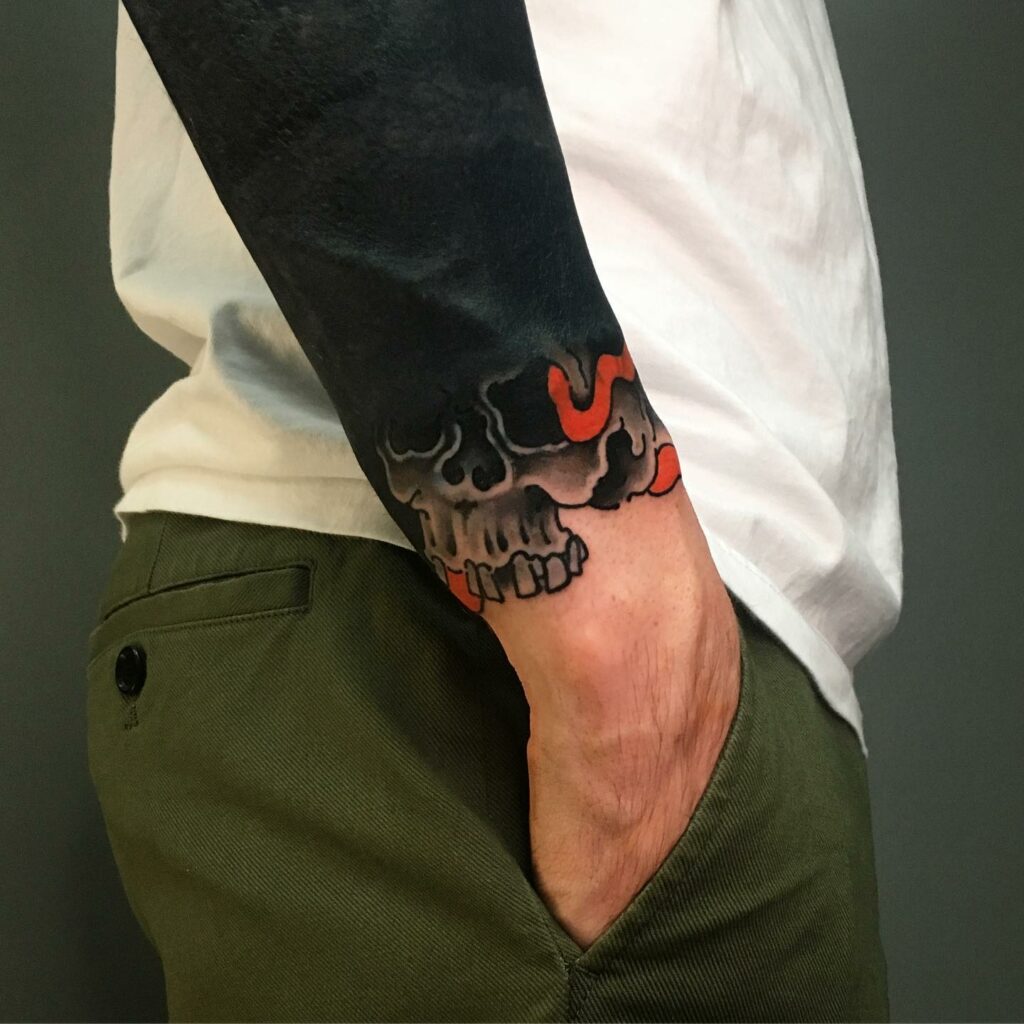 11+ Samurai Head Tattoo Ideas That Will Blow Your Mind! 16 Burning Samurai Skull Tattoo