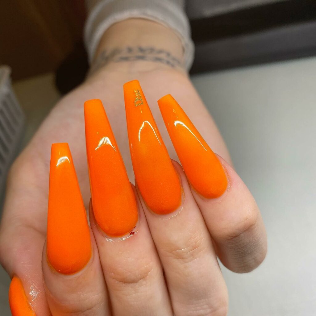 33 Latest Orange Acrylic Nail Ideas To Try in 2024! 32 Burnt Orange Nails16