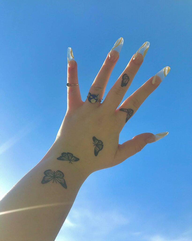 11+ Butterfly Finger Tattoo Ideas That Will Blow Your Mind! 11 Butterfly Tattoo On Finger