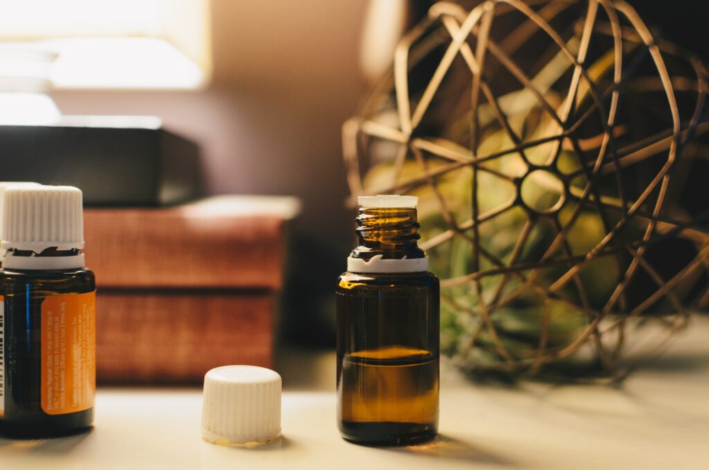 10 Benefits Of Sesame Oil For Skin & How To Use It 14 Bye-Bye, Acne Your Blemish Buster