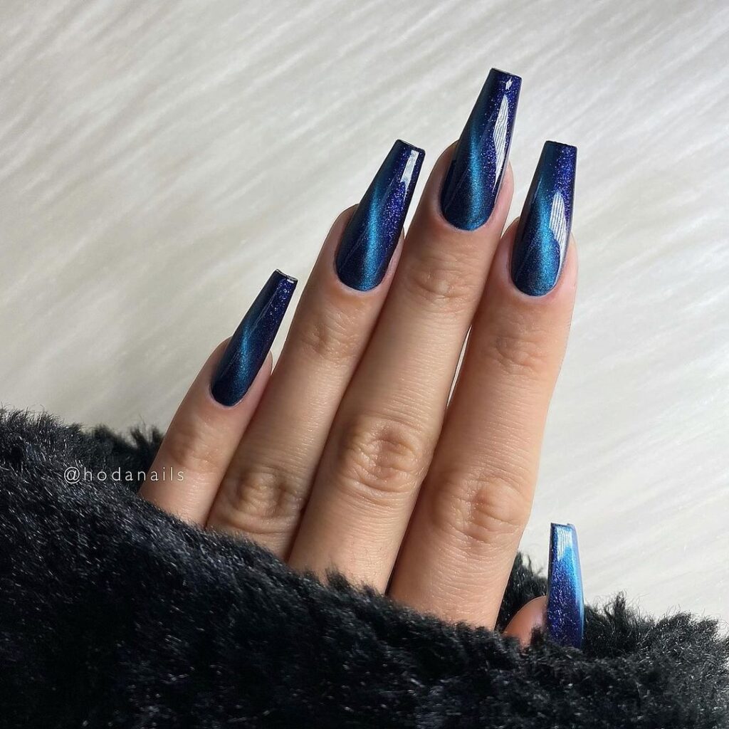 22 Latest Blue Chrome Nail Ideas To Try In 2024! 40 Cat Eye Effect on Sapphire Blue Coffin Nails