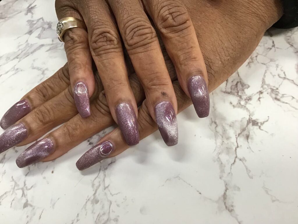 Discovering the Latest in Solar Nails for 2024 ☀️ 28 Cat Eye Solar Nails