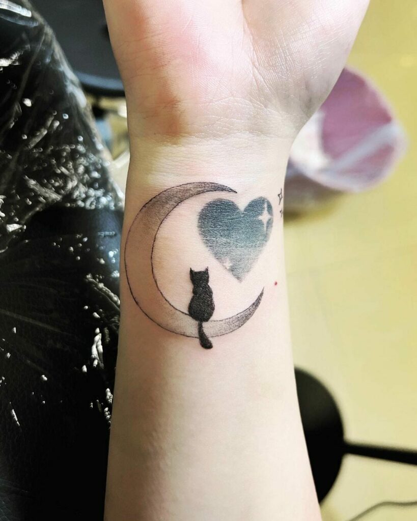 11+ Cat Finger Tattoo Ideas That Will Blow Your Mind 14 Cat Moon Tattoo