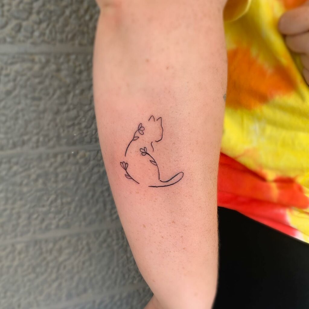11+ Small Cat Tattoo Ideas That Will Blow Your Mind! 15 Cat Outline Tattoo
