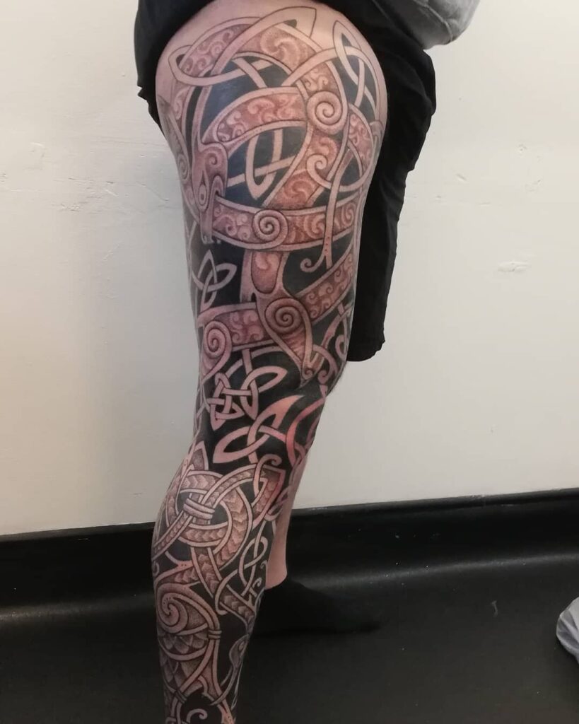 11+ Tattoo On Legs Ideas That Will Blow Your Mind! 13 Celtic Leg tattoo