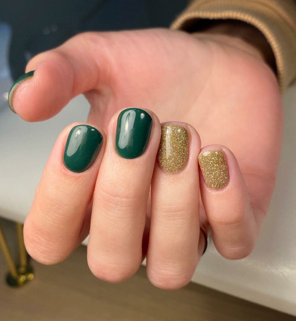 33 Latest Emerald Green and Gold Nail Ideas To Try In 2024! 13 Sleek Emerald Green and Gold Nails