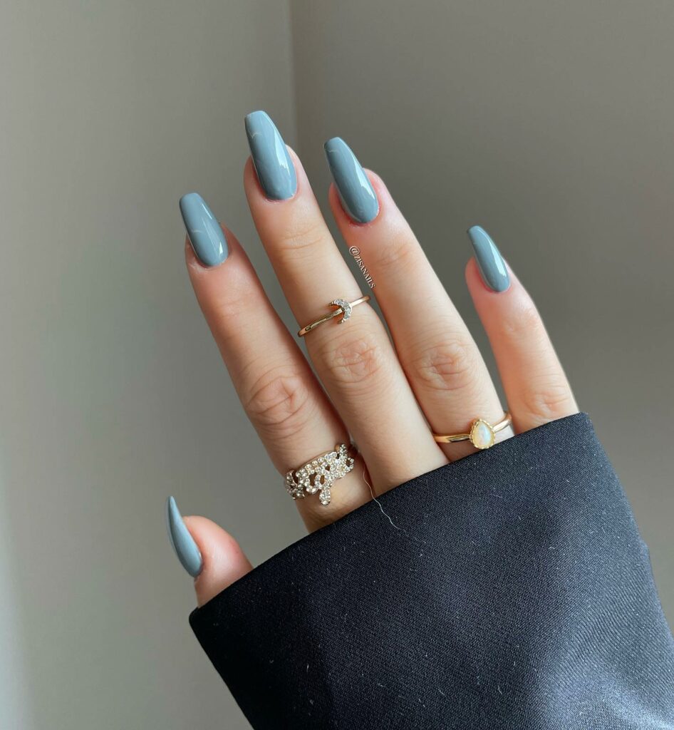 30 Latest November Nail Designs To Try This Fall 21 Chic Gray nails