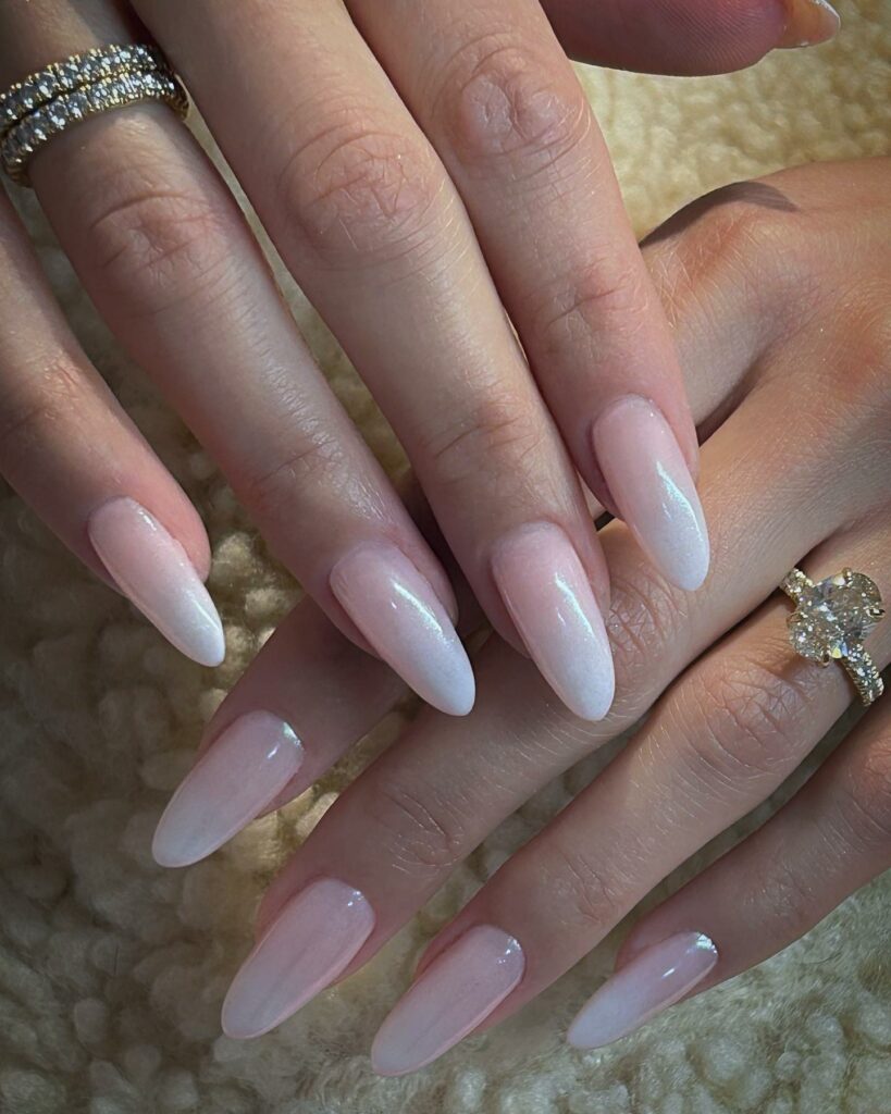 Chic Ombré French Nail Designs to Try in 2024 🇫🇷 25 Chic Press-Ons