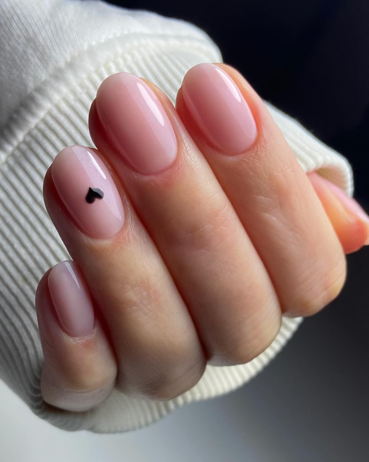 20 Latest Edgy Nail Designs With Drawings to Try In 2024! 35 Chic Pastel Pink with Heart Accent Nail