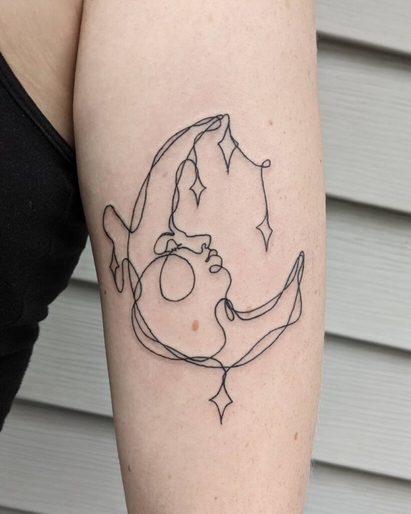 11+ Unique Upper Arm Half Sleeve Tattoo Ideas That Will Blow Your Mind! 15 Continous Crescent Moon Cool Half Sleeve Tattoo