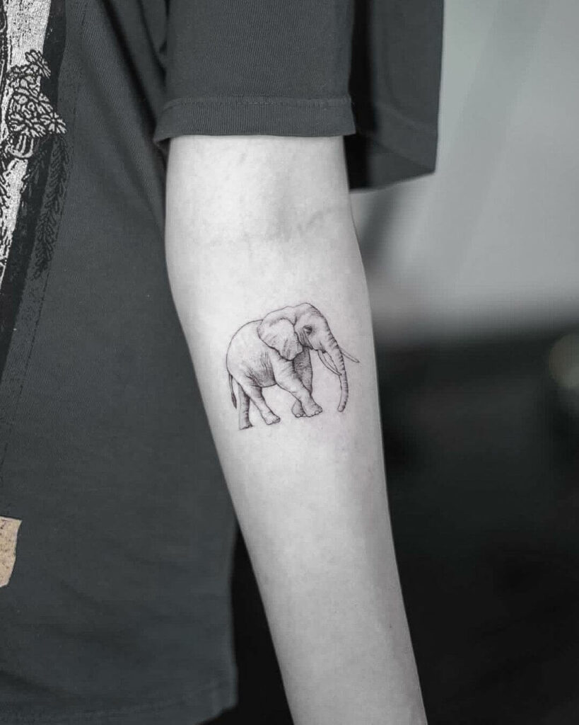11+ Single Needle Tattoo Ideas You Have To See To Believe! 15 Creatures In Single Needle Tattoo