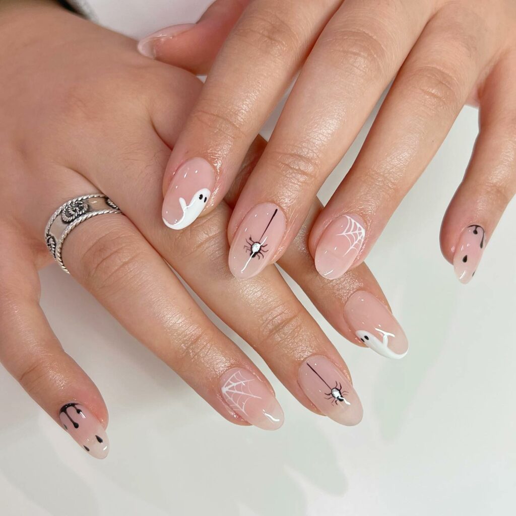 30 Latest Round Nail Designs To Try In 2024! 34 Adorable Halloween Festive Round Nails