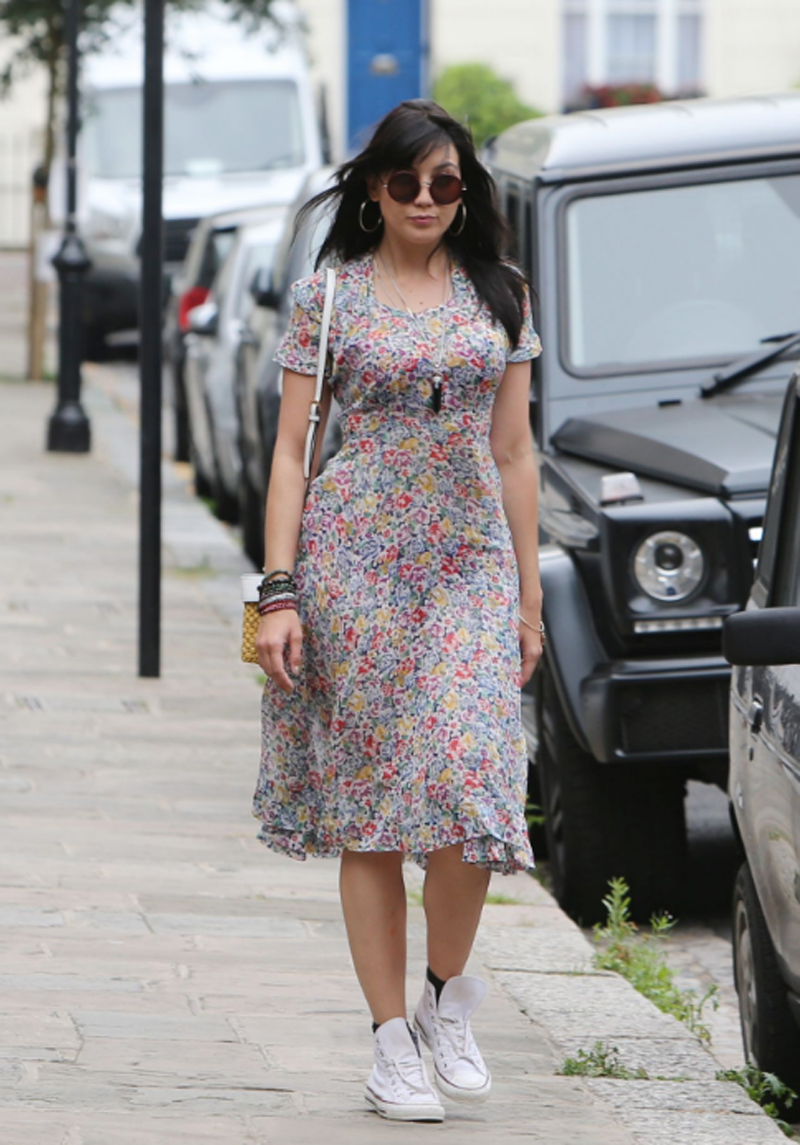 Daisy Lowe: Get The Look 32 Daisy Lowe Casual day outfit Credit-celebmafia
