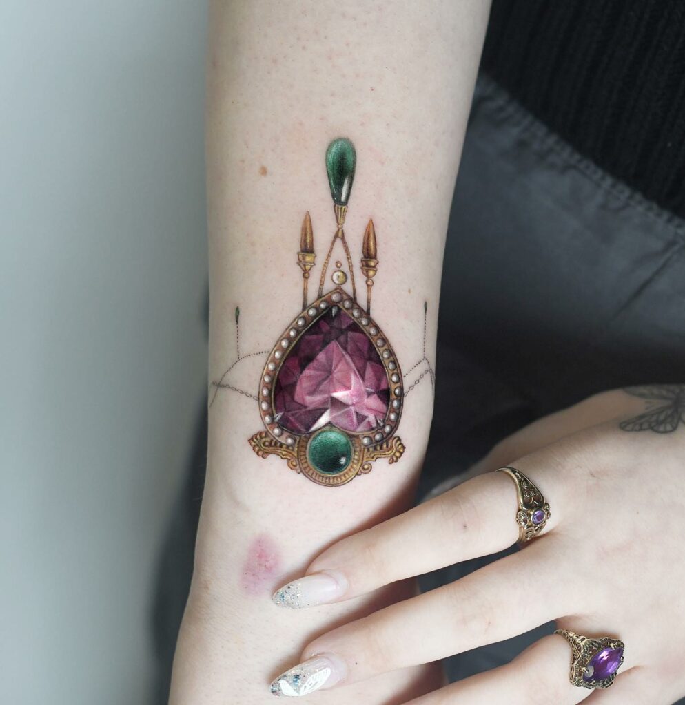 20+ Diamond Tattoo Ideas That Will Blow Your Mind! 10 Diamond Tattoo