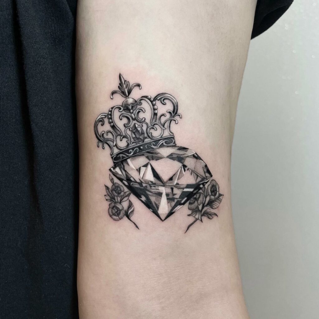 20+ Diamond Tattoo Ideas That Will Blow Your Mind! 18 Diamond Tattoo With Crowns ideas