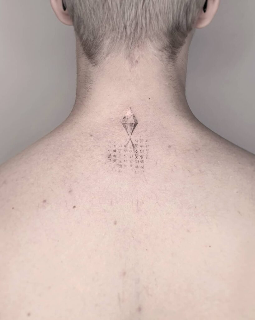 20+ Diamond Tattoo Ideas That Will Blow Your Mind! 25 Diamond Tattoos At The Back