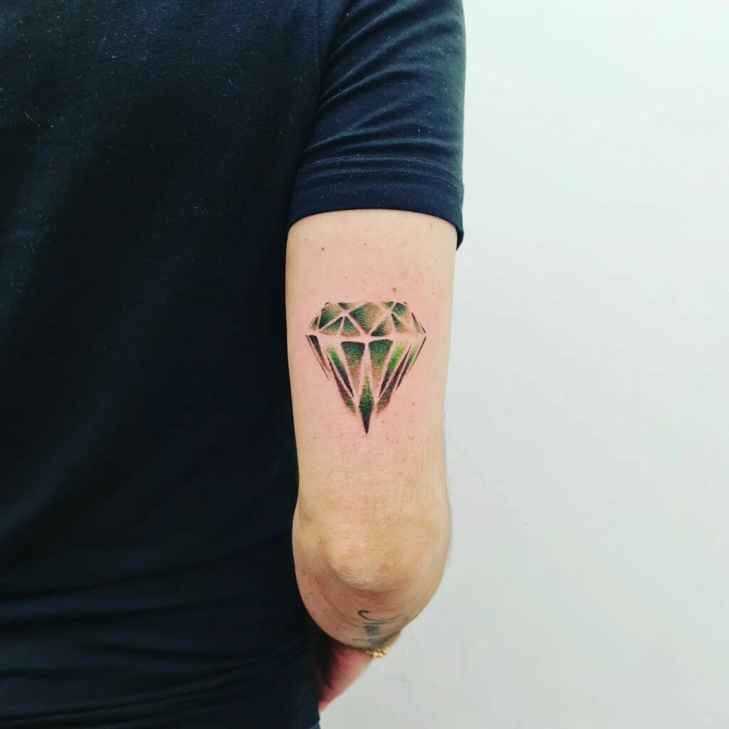 20+ Diamond Tattoo Ideas That Will Blow Your Mind! 28 Diamond Tattoos For Upper Arm