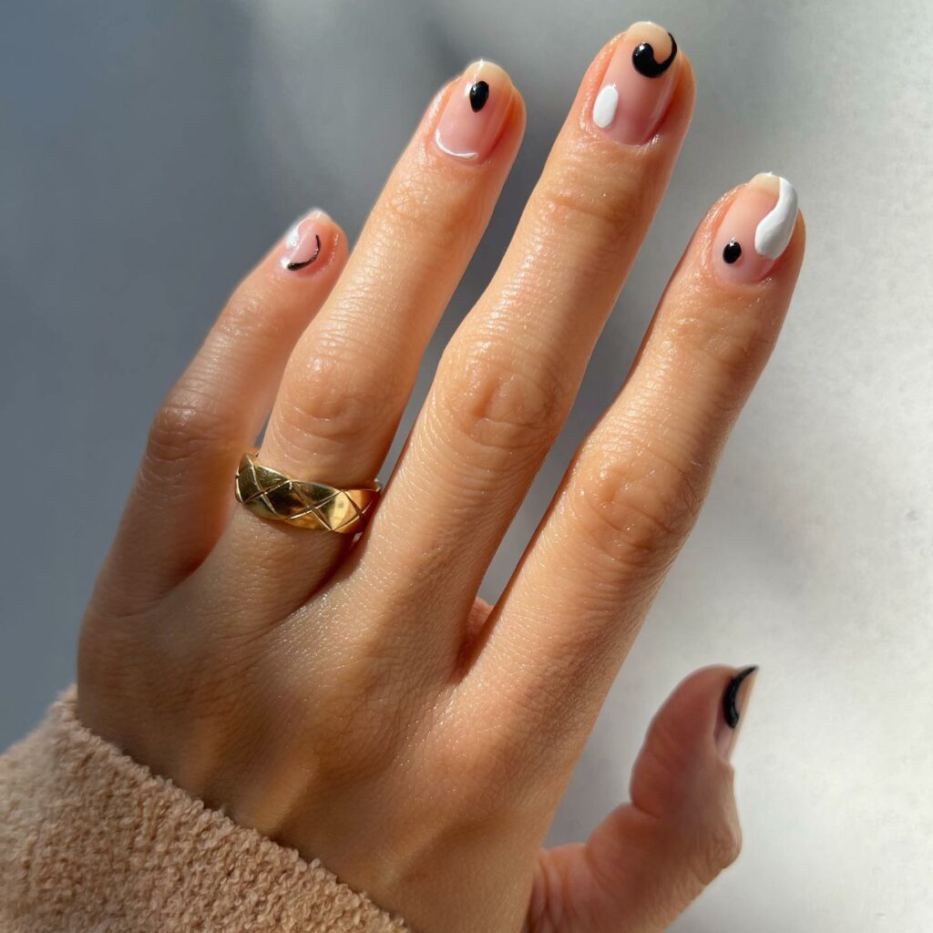 27 Latest Yin-Yang Nail Designs To Try In 2024! 12 Distorted 3D Yin Yang Nails