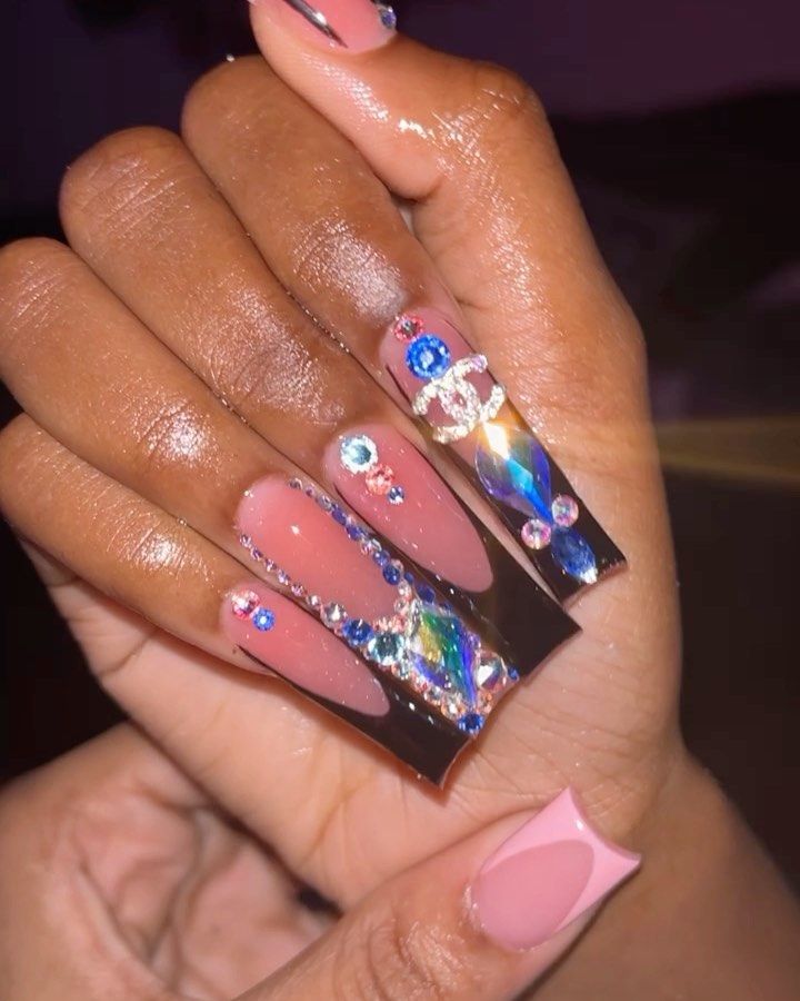 Quirky Duck Nail Designs to Try in 2024 🦆 32 Duck Foot Nail