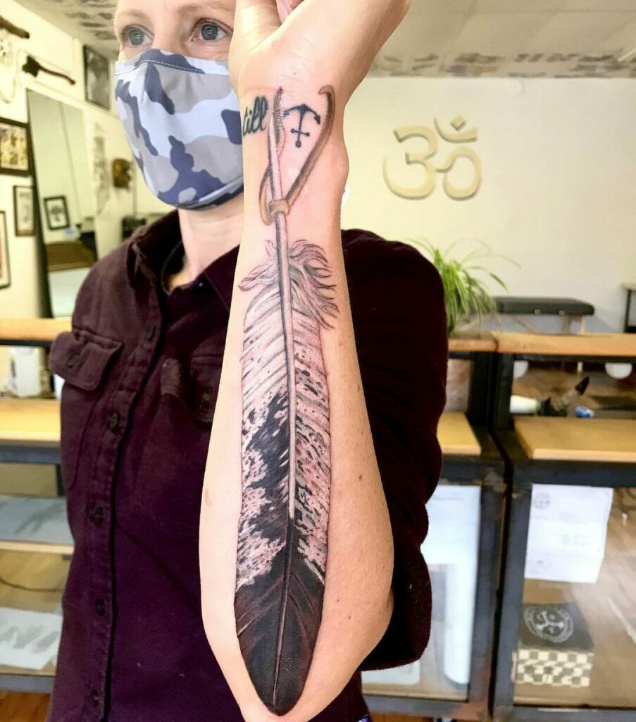 12+ Eagle Feather Tattoo Ideas To Inspire You 10 Eagle Feather Tattoo