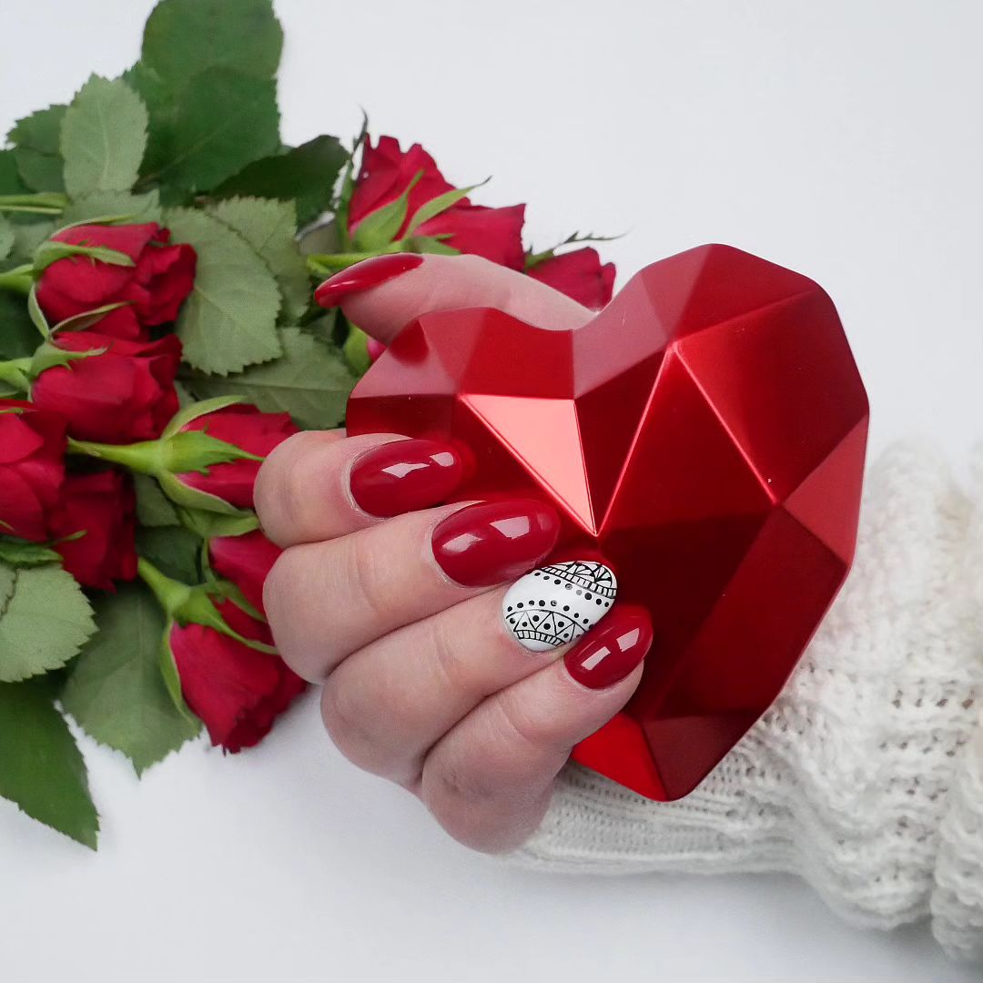 20 Latest Red Nail Designs To Try Today ✨ 22 Elegant Red with a Geometric Twist