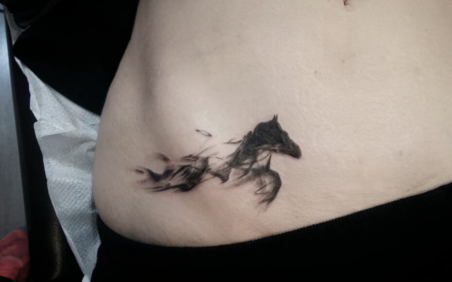 12+ Feminine Pelvic Tattoo Ideas That Will Blow Your Mind! 10 Feminine Pelvic Tattoo