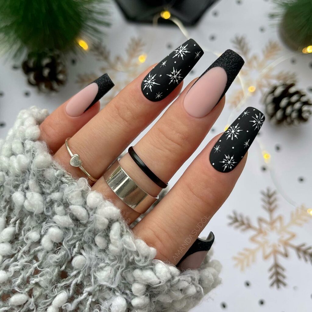 Keep it Classic with 20 Black and White Christmas Nails in 2024 14 Festive Black and White Christmas Nails