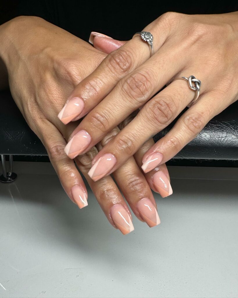 Trendy Short Coffin Nail Designs to Inspire You in 2024 ⚰️ 47 Festive Elegance