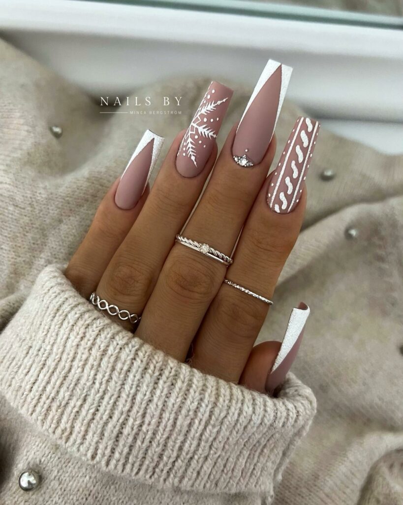 Celebrate with 40 Christmas Statement Nail Designs in 2024 48 Festive Pink and White Christmas Nails
