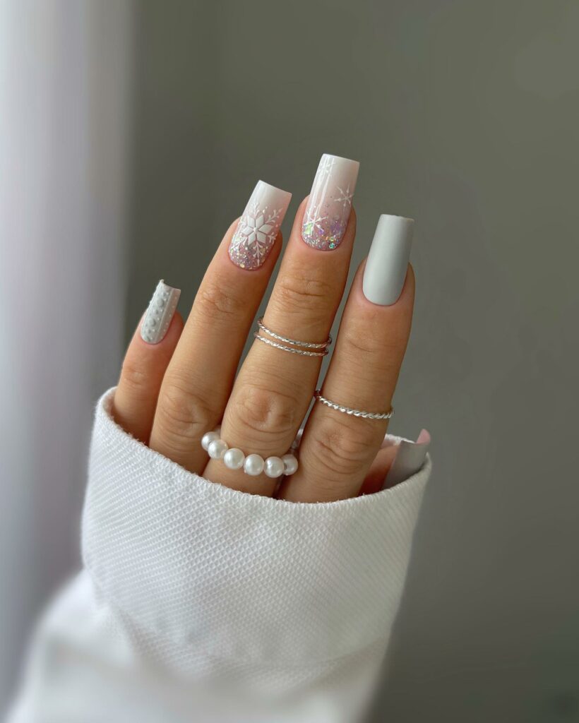 Transition Gracefully with 20 Christmas Ombré Nail Ideas in 2024 10 Festive White Christmas Ombré Nails