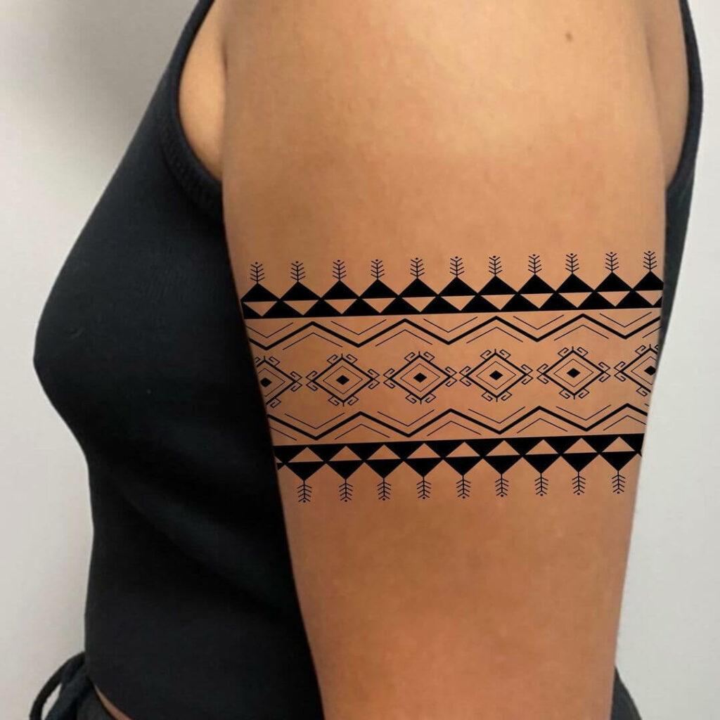 46 Filipino Tribal Tattoo Designs for 2024 16 Filipino Tribal Tattoo As Armband