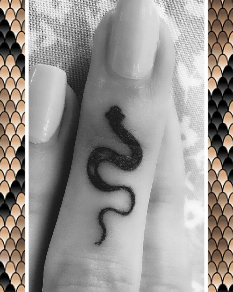 10+ Snake Finger Tattoo Ideas That Will Blow Your Mind! 11 Finger Small Snake Tattoo