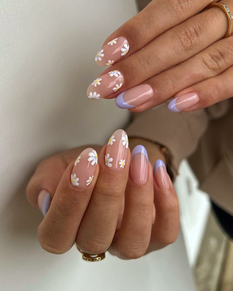 Discovering the Latest in Solar Nails for 2024 ☀️ 30 Floral Accent Solar Nails
