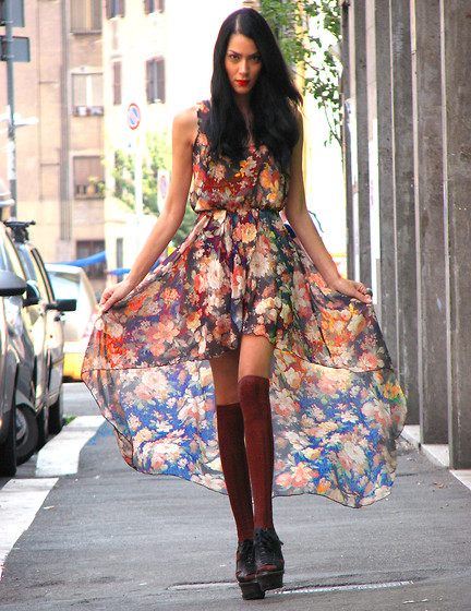 What to Wear to a Drag Show: Tips and Ideas for a Fabulous Night Out 14 Florals