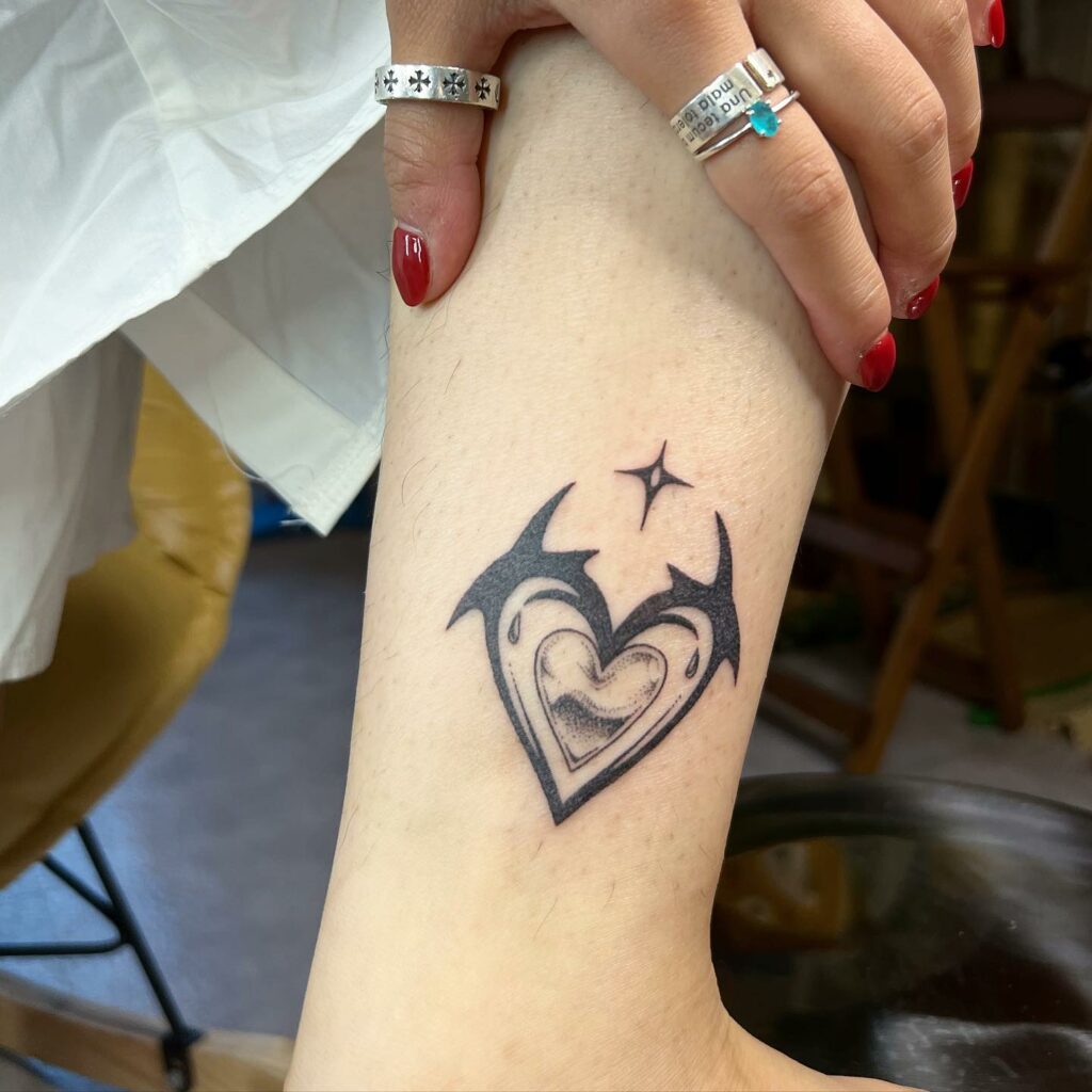 11+ Star Tattoo on Foot Ideas That Will Blow Your Mind! 14 Foot Big Heart Star Tattoo