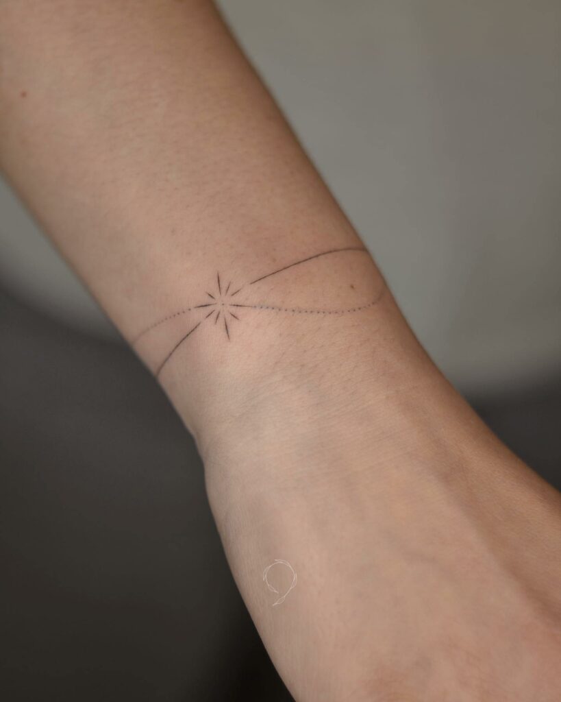 11 + Feminine Bracelet Tattoo Ideas That Will Blow Your Mind 11 Freehand Bracelet Tattoo