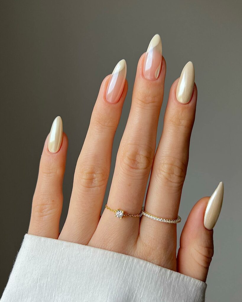 20 Latest Hailey Bieber-Inspired Glazed Donut Nail Ideas To Try In 2024! 21 French Vanilla Chrome Glazed Donut Nails