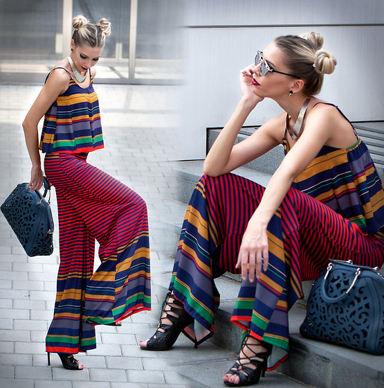 What Shoes to Wear with Women's Jeans - The Ultimate Guide in 2024 15 Full-Length Flares