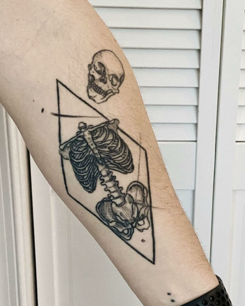 11+ Anatomy Tattoo Ideas You'll Have To See To Believe! 14 Geometric Anatomy Tattoo