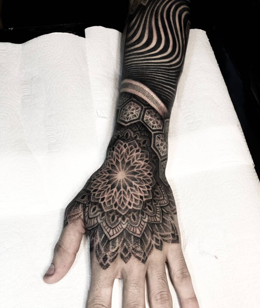 12+ Geometric Half Sleeve Tattoo Ideas To Inspire You! 12 Geometric Half Sleeve Tattoo Till Palm