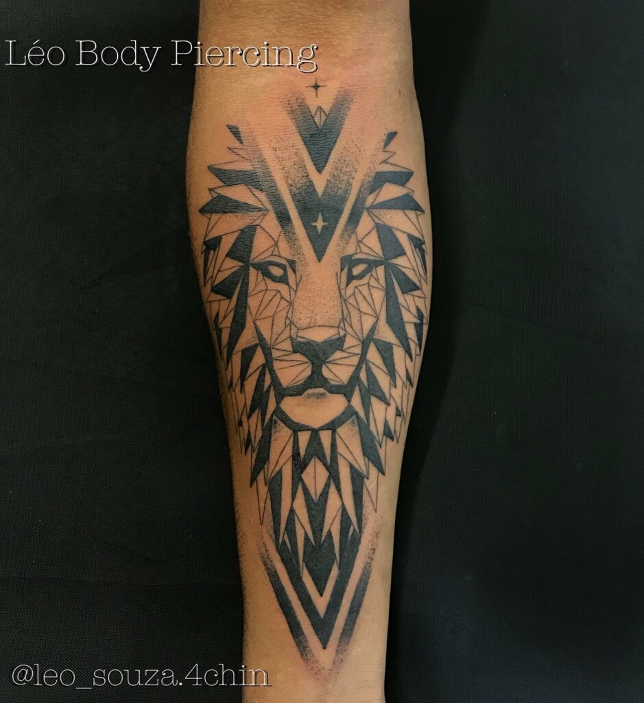 10+ Forearm Lion Tattoo Ideas That Will Blow Your Mind! 15 Geometric Lion Tattoo