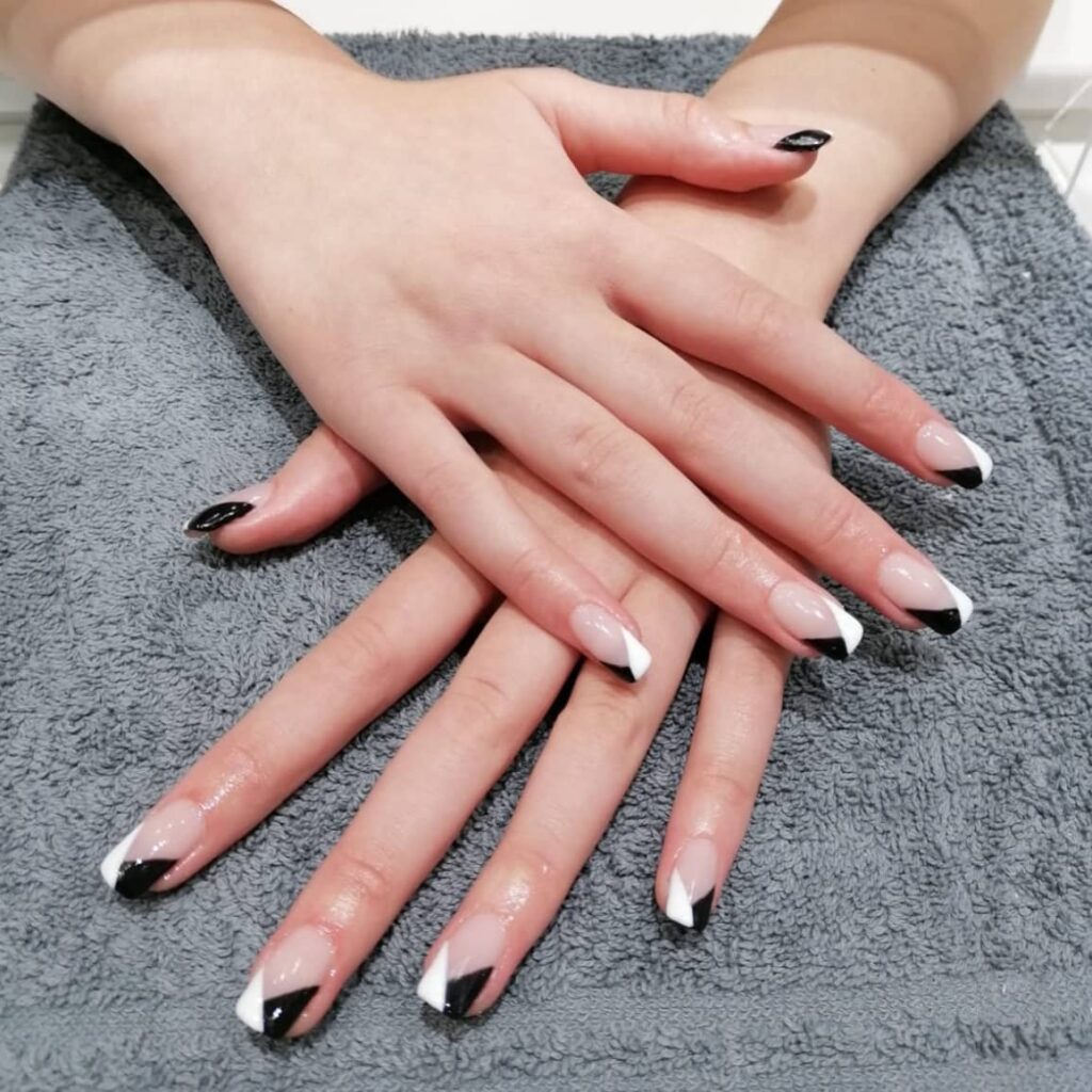 Geometric squoval Nails