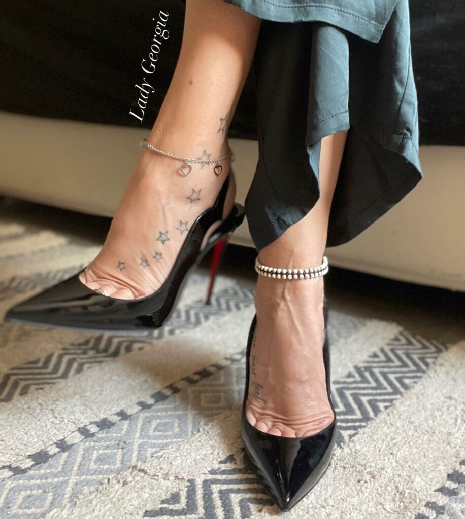 11+ Tattoo On Side Of Foot Designs That Will Blow Your Mind! 11 Girly Foot Tattoos