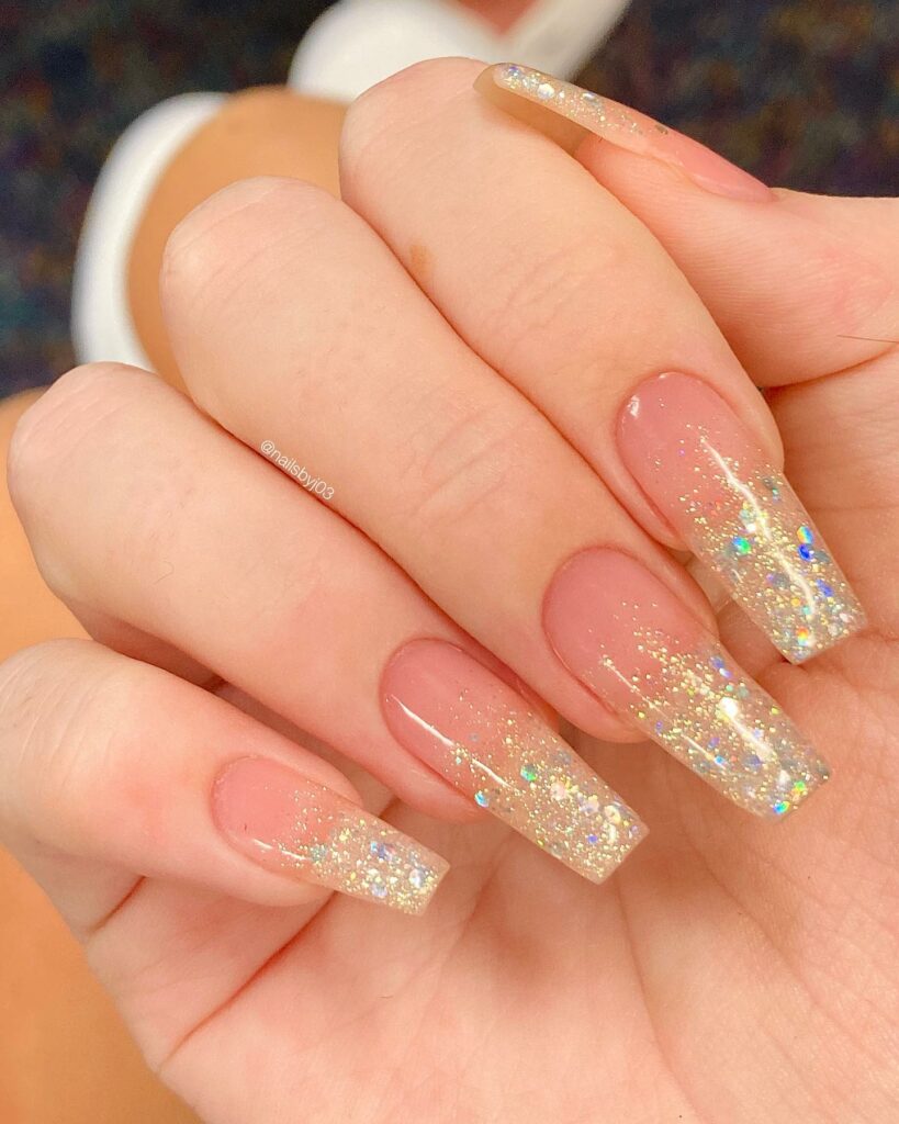 Discovering the Latest in Solar Nails for 2024 ☀️ 29 Glitter Gradient Solar Nails