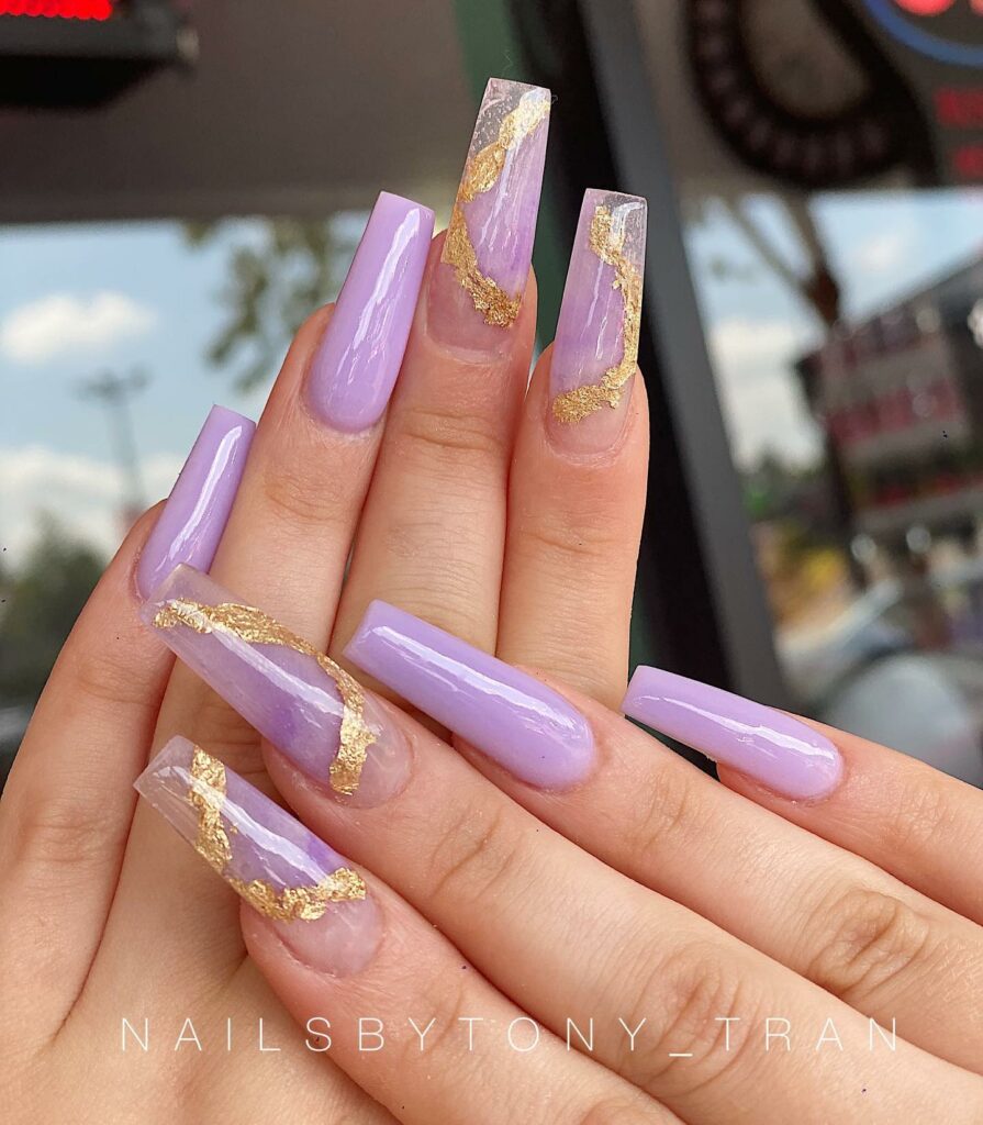 20 Latest Purple And Gold Nail Ideas To Try In 2024! 19 Purple Marble Nails With Gold Flakes