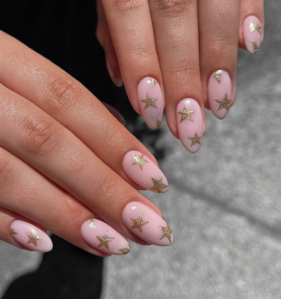40 Latest New Year’s Nail Art Ideas To Try In 2024 12 Gold Stars New Year Nails