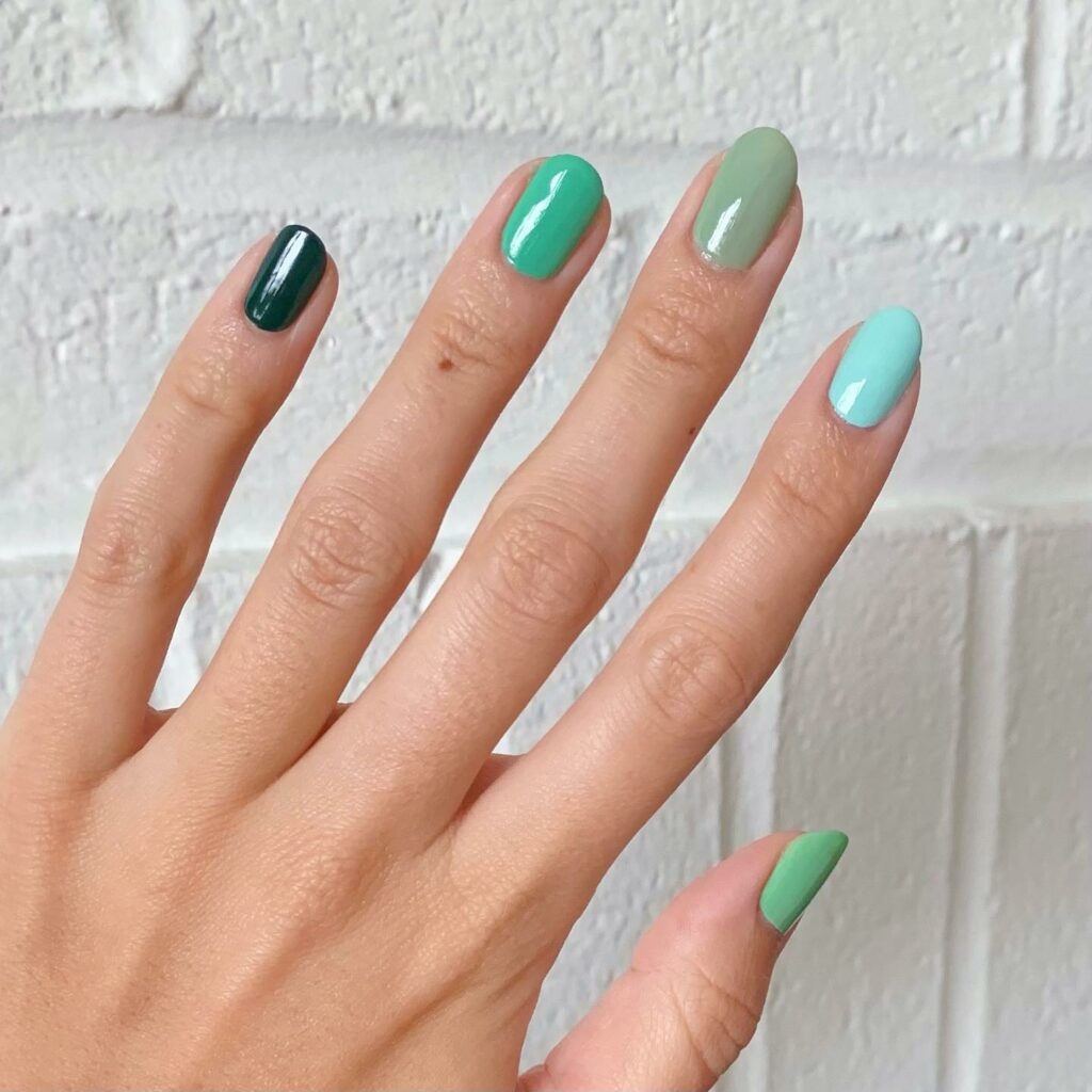 30 Latest Mint Green Nail Ideas To Try Today! 45 Smooth Gradient Mint Green Nails